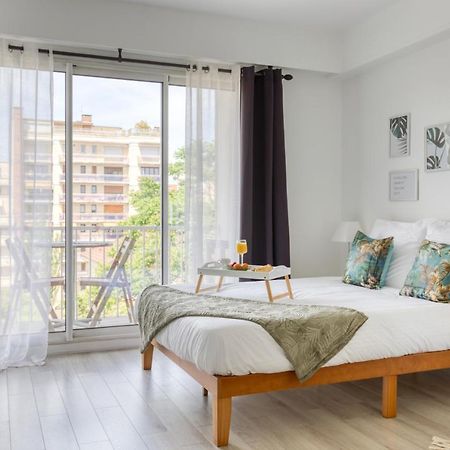 Zzzen Aux Portes De Paris Avec Parking Et Netflix Vincennes Ngoại thất bức ảnh