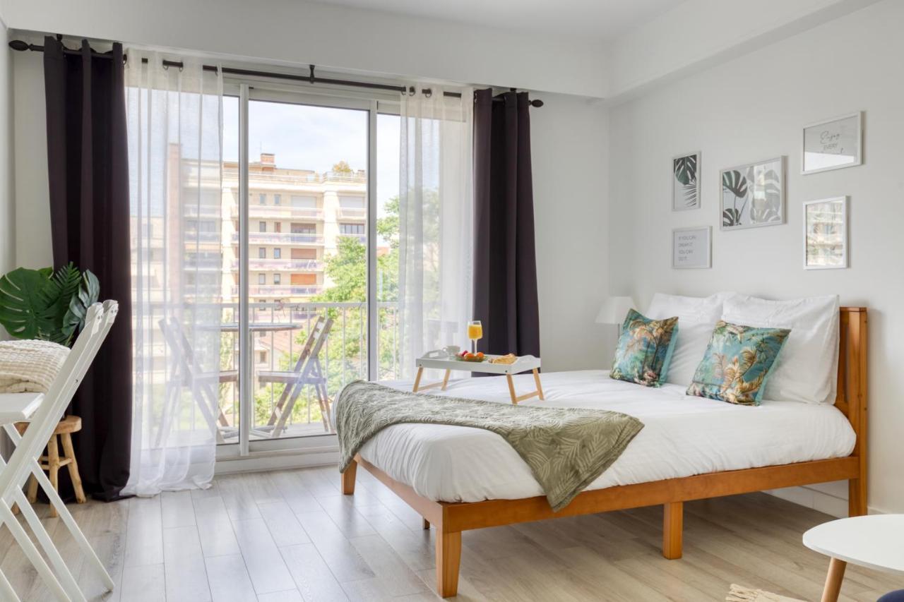 Zzzen Aux Portes De Paris Avec Parking Et Netflix Vincennes Ngoại thất bức ảnh